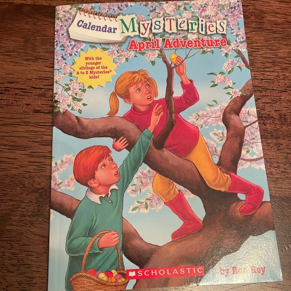 2 Scholastic book bundle, Benji howl-o-ween - Picture 3 of 12